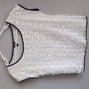 Ann Taylor Elegant Black and White Bow Top XS / Small